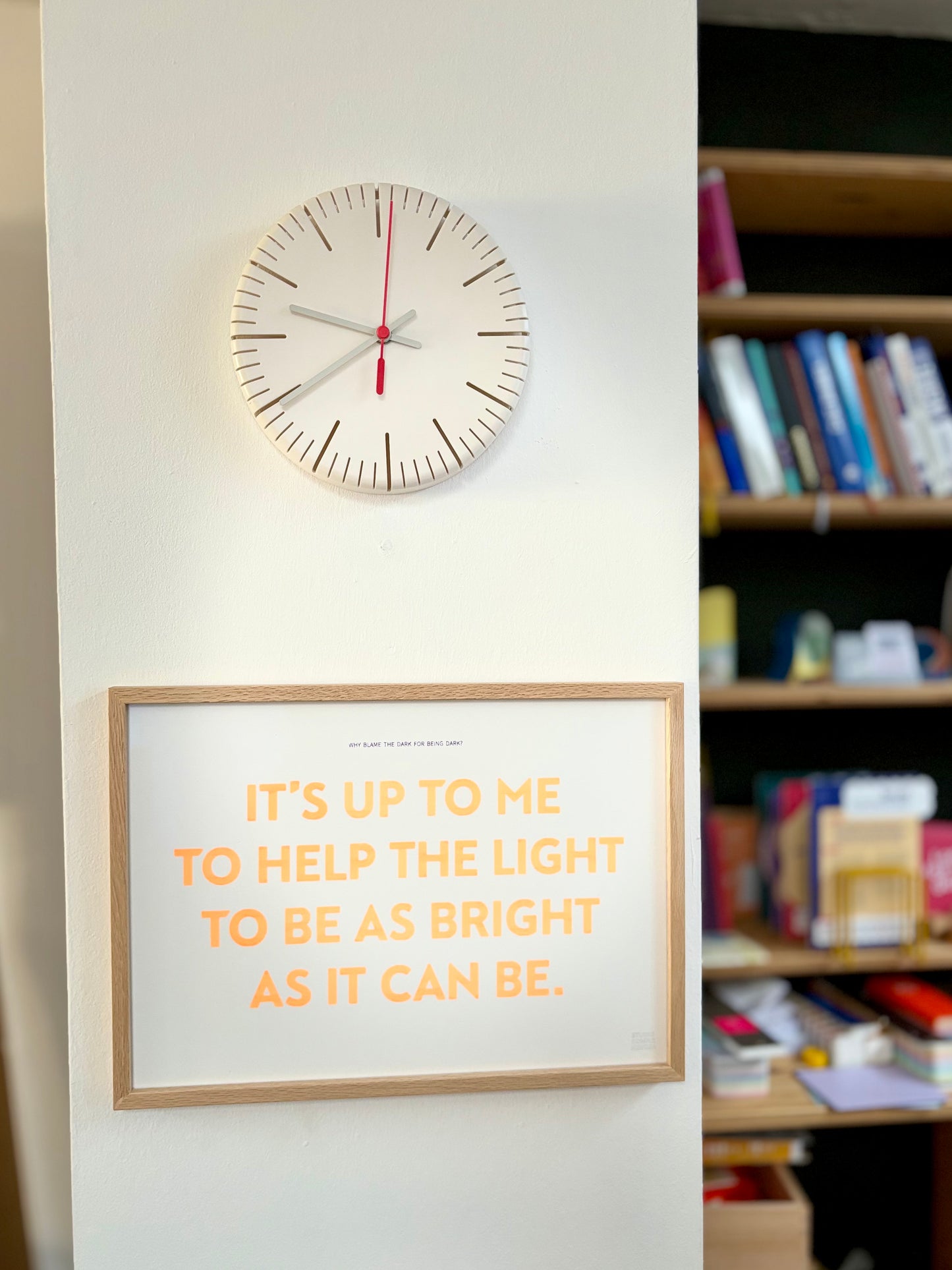 HELP THE LIGHT Plakat | Unikat aus Stift-Strichen